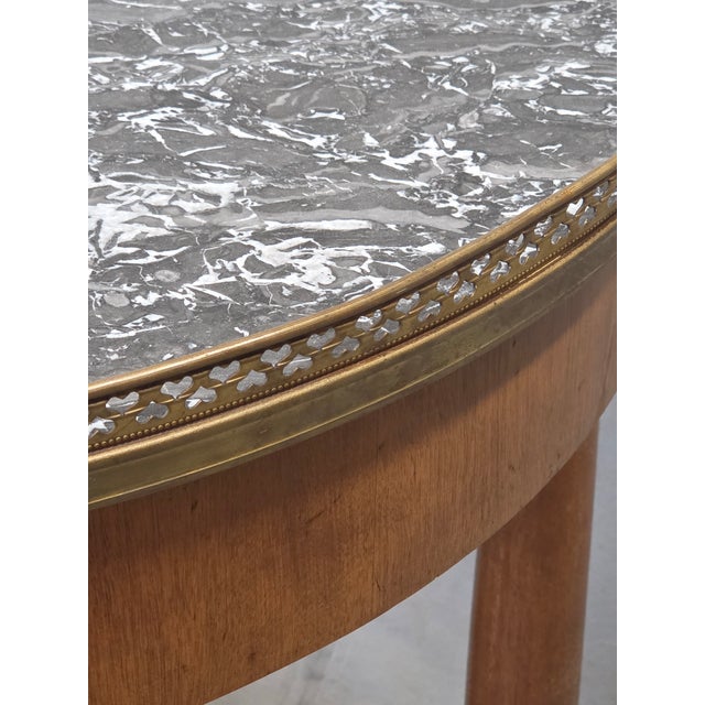 Early 20th Century Antique 1930s French Empire or Art Deco Cherry Guéridon Table With Black Marble For Sale - Image 5 of 13
