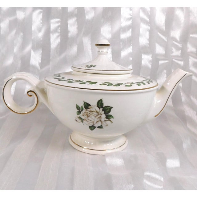 1950s Halls Teapot, Sugar Bowl and Creamer in Cameo Rose For Sale - Image 15 of 15