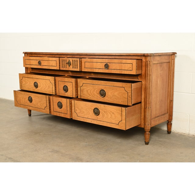 Baker Furniture French Regency Louis XVI Carved Walnut Triple Dresser or Credenza, Circa 1960s For Sale In South Bend - Image 6 of 17