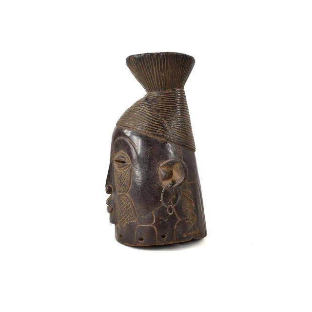Early 20th Century Mangbetu Conical Helmet Mask For Sale - Image 4 of 8