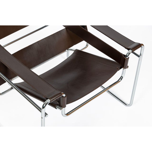 Mid Century Brown Wassily Chair by Marcel Breuer for Stendig 1960s, 2 Available For Sale - Image 12 of 17