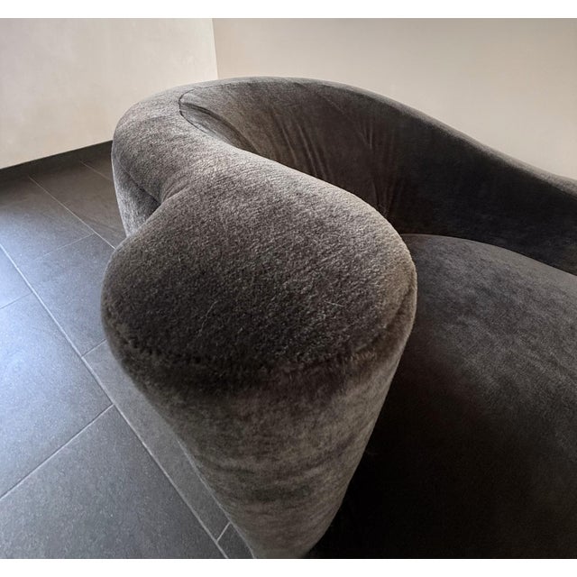Charcoal Sculptural Weiman Swivel Lounge Chairs in the Manner of Vladimir Kagan – Pair – Belgian Mohair – 1970s For Sale - Image 8 of 11