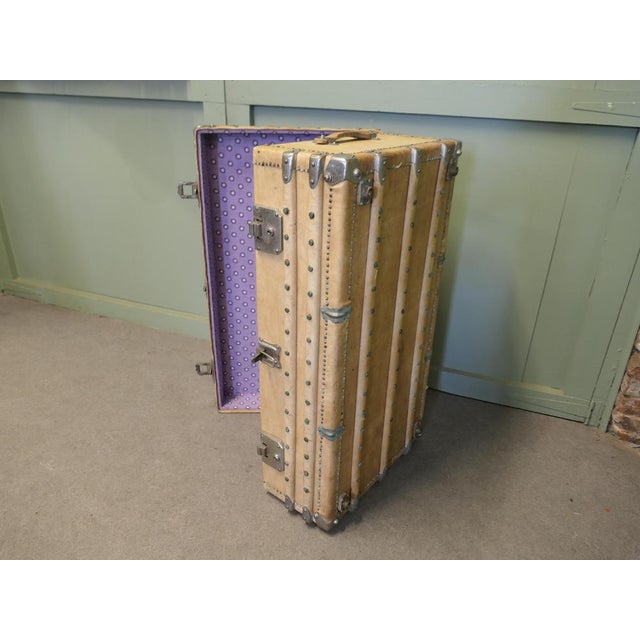 1920s French Art Deco Velum Leather Trunk, 1920 For Sale - Image 5 of 8