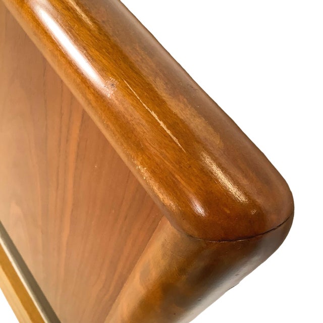 Widdicomb Mid-Century Modern t.h. Robsjohn-Gibbings Style Walnut Headboard- Full For Sale - Image 4 of 12