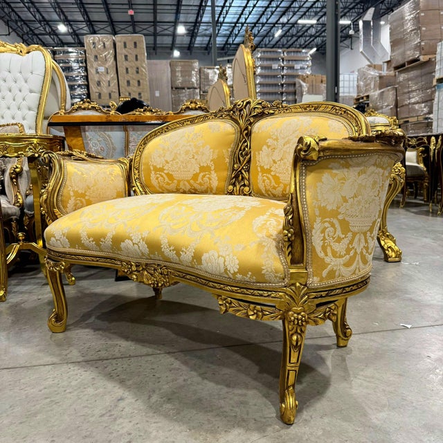 *This product is currently located in Florida and is available for immediate shipping. Order now for quick delivery!* Fall...