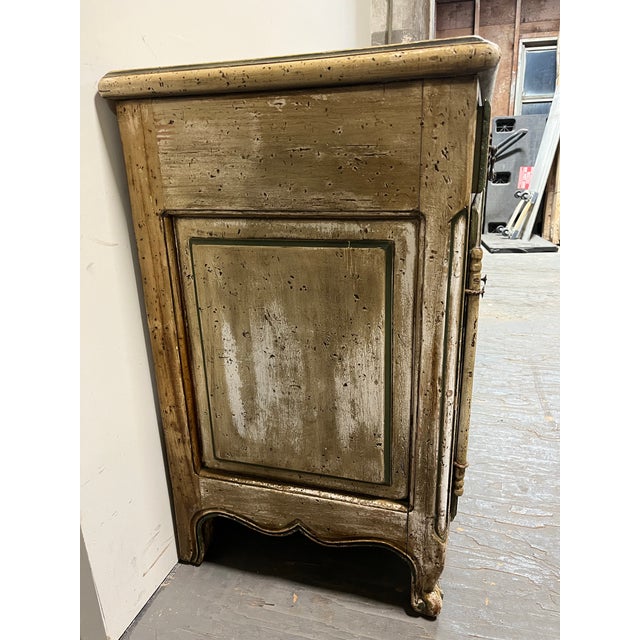 French Provincial Style Painted Floral Sideboard Buffet For Sale In New York - Image 6 of 12