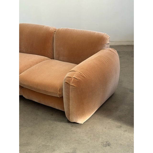 Textile Late 20th Century Post Modern Overstuffed Blush Loveseat For Sale - Image 7 of 12