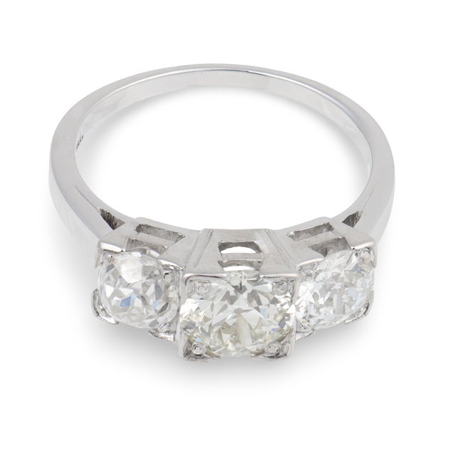 Contemporary Vintage Gia 2.20 Carat Old European Cut Diamond 18k White Gold Engagement Ring, Size 7.5 For Sale - Image 3 of 8