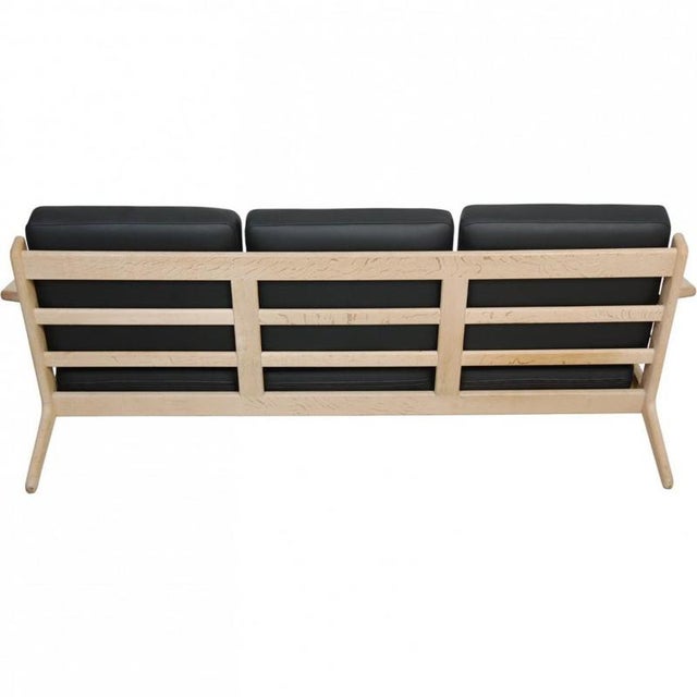 GE290 3-Seater Sofa in Black Leather and Soap-Treated Oak by Hans J. Wegner, 1990s For Sale - Image 14 of 18