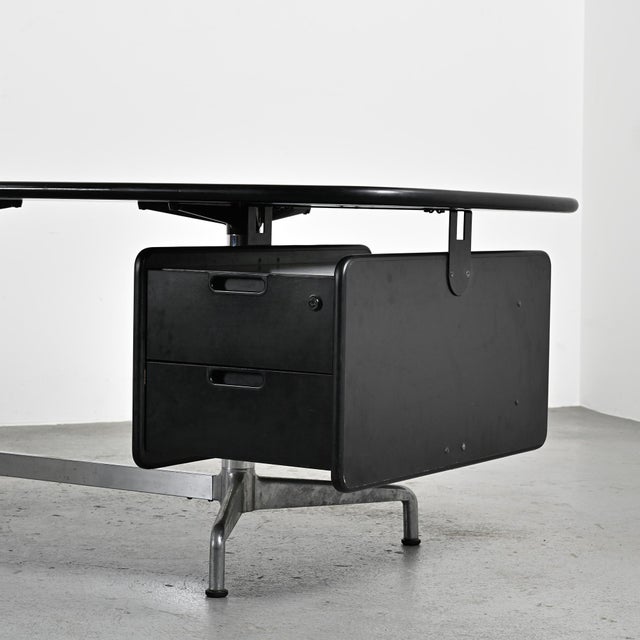 Metal Black Desk by Giancarlo Piretti for Castelli, Italy, 1970 For Sale - Image 7 of 10