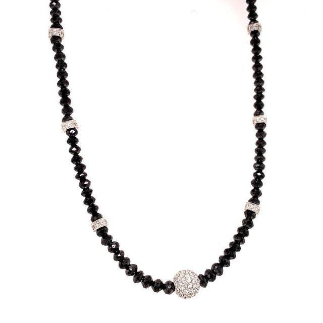 Traditional Diamond Beaded Necklace 34.15 Tcw 18k Gold Certified For Sale - Image 3 of 8