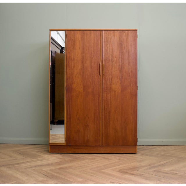 Teak Double Door Wardrobe from Austinsuite, 1960s For Sale - Image 4 of 11