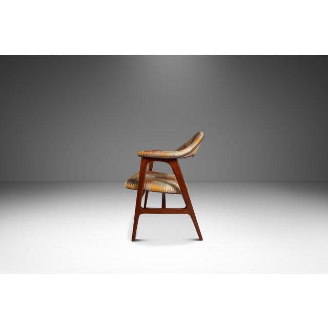 Mid-Century Modern Set of Two (2) Mid-Century Danish Modern Armchairs in Teak W/ Bespoke Fabric by Erik Kirkegaard for Høng Stolefabrik, Denmark, C. 1950's For Sale - Image 3 of 18