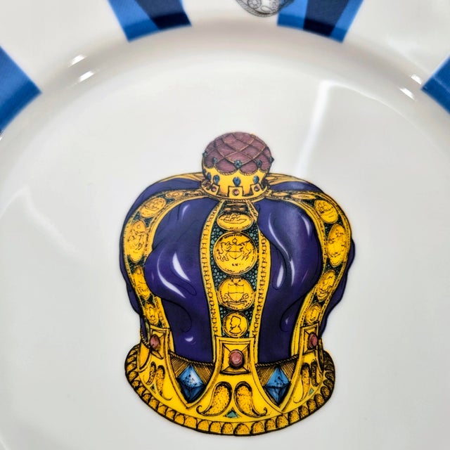 Vintage Neiman Marcus Royal Castle Gold Rim Porcelain Dessert Plates - Set of 4 For Sale - Image 13 of 14