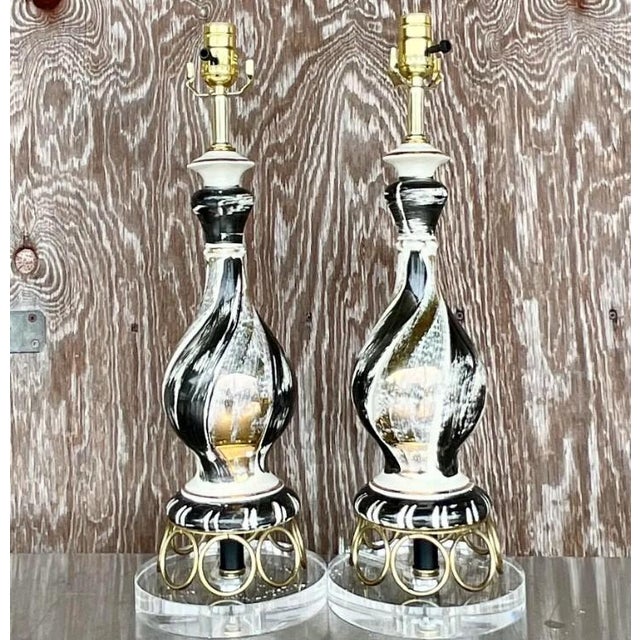 Vintage Mid-Century Modern Gold Ring Table Lamps - a Pair For Sale In West Palm - Image 6 of 7