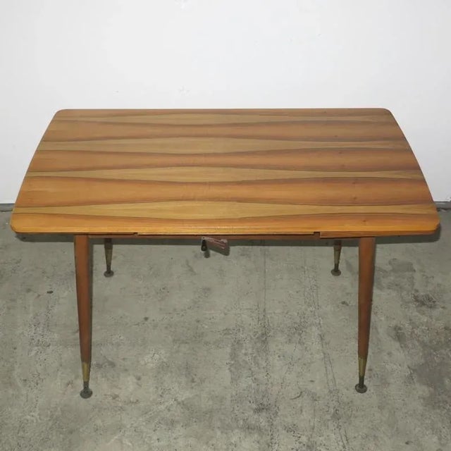 The table is 31cm extendable on each side.