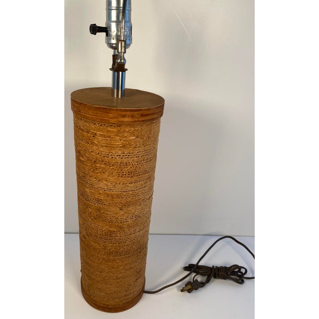 Mid 20th Century 1970s Mid-Century Modern Raffia Wrapped Cylinder Table Lamp, Natural Woven Cord For Sale - Image 5 of 9