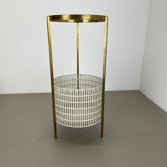 Mid-Century Hollywood Regency Brass Umbrella Stand in the style of Mathieu Matégot, France, 1950s For Sale - Image 14 of 18