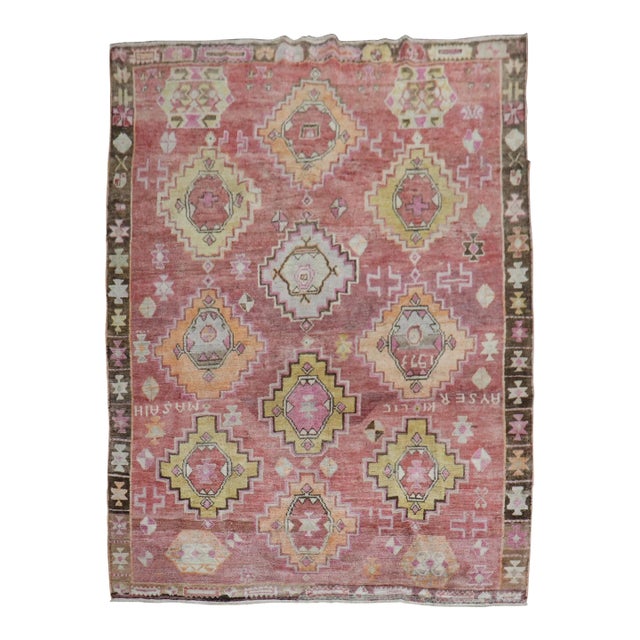 Geometric Vintage Turkish Room Size Rug - 6'10" x 8'10" For Sale