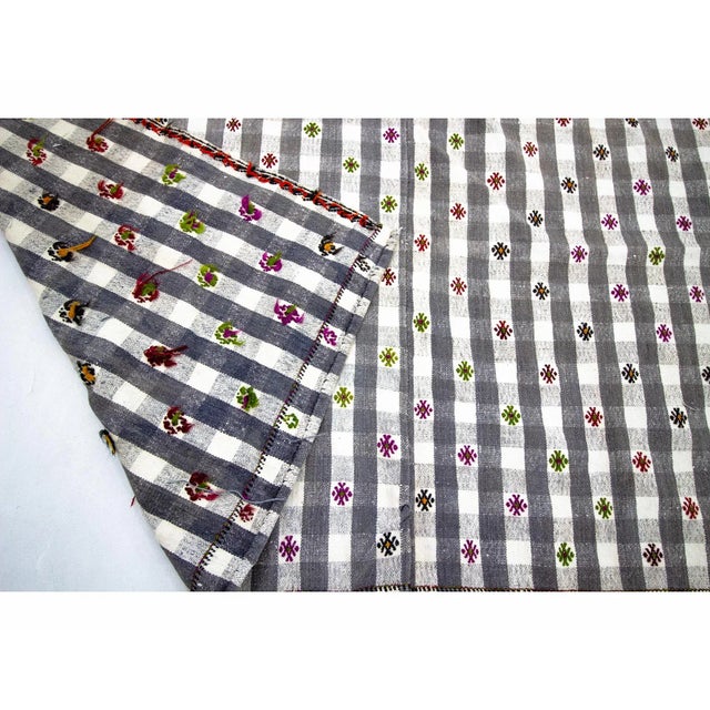 Mid 20th Century Vintage Turkish Cotton Kilim Rug-5'10'x7'4" For Sale - Image 5 of 7