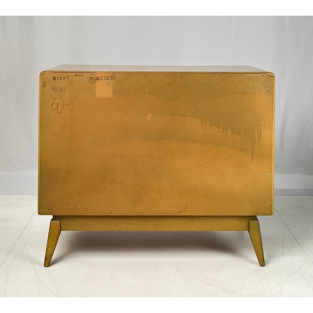 Mid-Century Modern Heywood-Wakefield Solid Birch Server Cabinet in Wheat (Model M1597) For Sale - Image 9 of 15