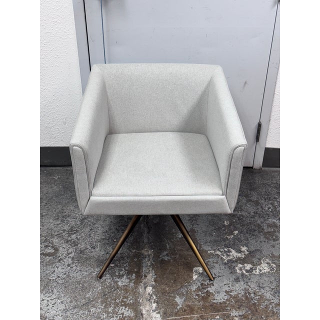 Contemporary Vig Furniture Riaglow Contemporary Light Grey Fabric Dining Chair For Sale - Image 3 of 12