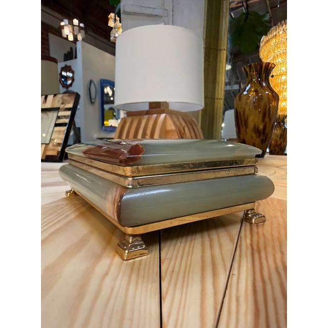 1970s Vintage Italian Marble Jewelry Box With Brass Trim and Footed Base For Sale - Image 5 of 7