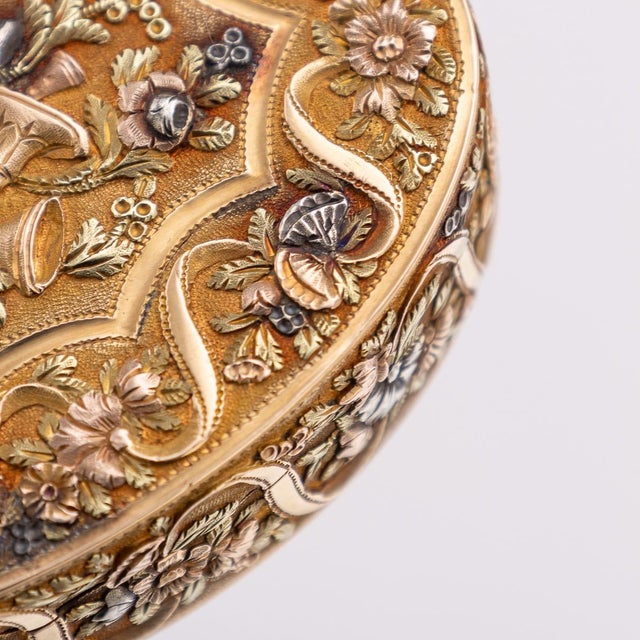 Antique Continental 3-Colour Gold Snuff Box, 1800s For Sale - Image 18 of 18