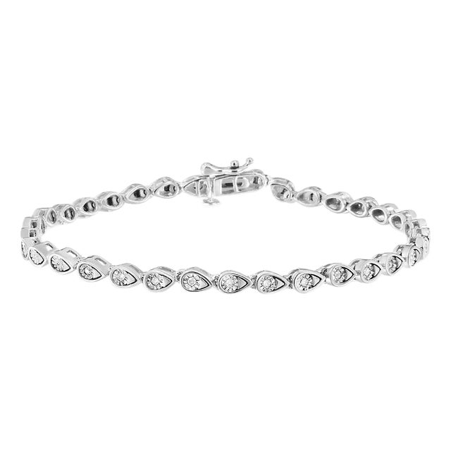 .925 Sterling Silver 1/10 Cttw Round-Cut Diamond Pear Link 7.25" Bracelet (I-J Color, I2-I3 Clarity) For Sale