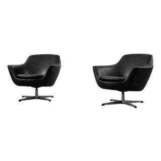 Mid-Century Scandinavian Modern Black Swivel Chairs, 1970s, Set of 2 For Sale