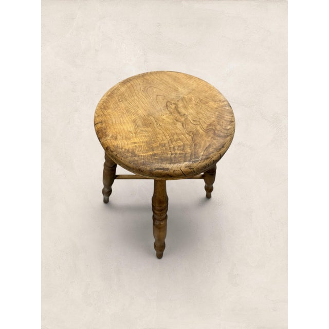 19th Century English Elm Milking Stool With Turned Legs For Sale - Image 4 of 9