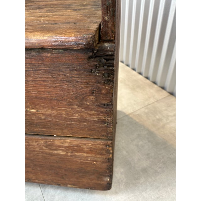 Mid 19th Century Primitive American Entry Bench /Shoe Storage For Sale - Image 5 of 13