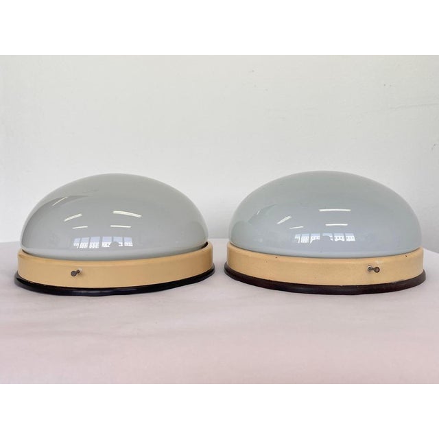 1940s Bakelite Bauhaus Wall Lamps, 1940s, Set of 2 For Sale - Image 5 of 9