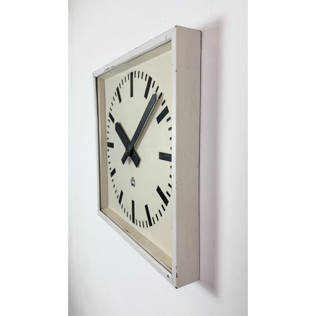 Mid-Century Modern Large Vintage Industrial Station Wall Clock from CTW, 1960s For Sale - Image 3 of 18