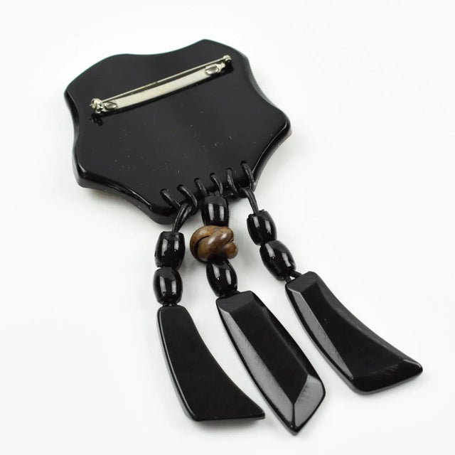 1990s Anne and Frank Vigneri Oversized Resin Pin Brooch With Dangle Charms For Sale - Image 5 of 7