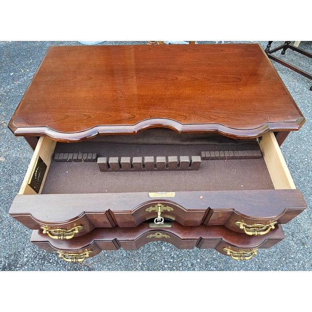 1980s Thomasville Collector's Cherry Silver Anniversary Blockfront Lowboy For Sale - Image 9 of 12