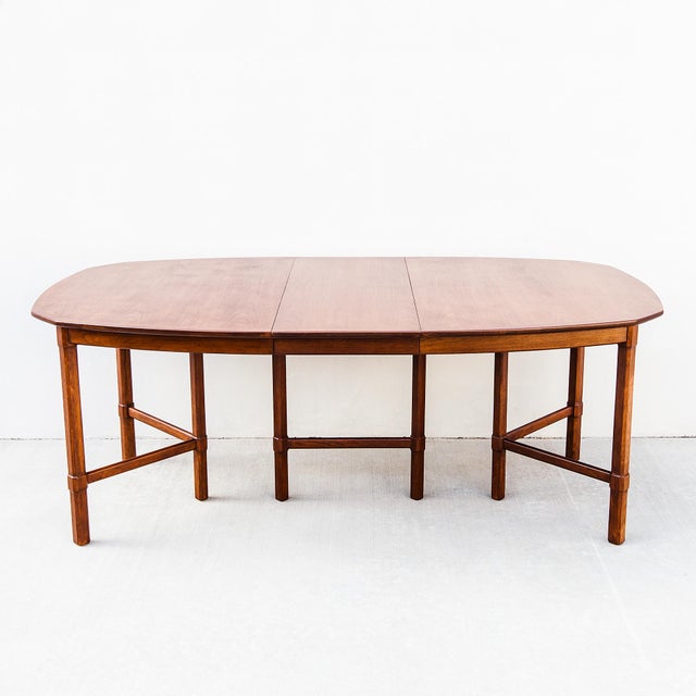 1970s Refinished Mid Century Modern Expandable Walnut Dining Table by Henredon For Sale - Image 13 of 15