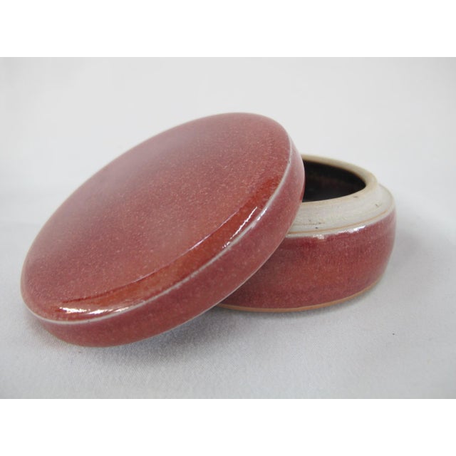 American Wally Schwab Pacific Nw Studio Art Pottery Red Stoneware Round Jar With Lid For Sale - Image 3 of 8