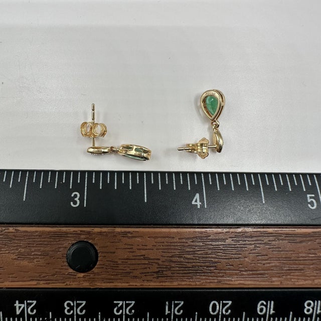 Early 21st Century Emerald and Diamond Dangle Earrings in 10kt Yellow Gold – 6x4mm Pear, New, A Pair For Sale - Image 5 of 5