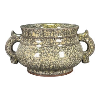 Chinese Ge-Type Crackle Glaze Porcelain Censer With Handles For Sale