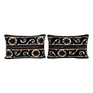 Tashkent Suzani Lumbar Pillow Cover 15'' X 24'' - Set of Two For Sale