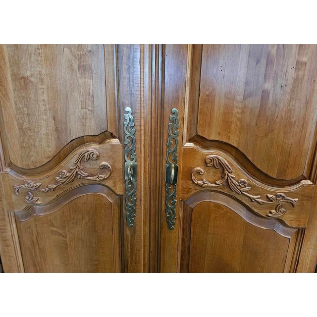 1930s 1930s Ethan Allen Country French Legacy Armoire For Sale - Image 5 of 6