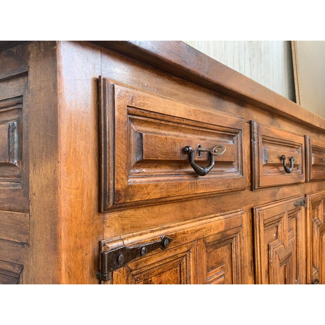 19th Catalan Spanish Baroque Carved Light Walnut Credenza For Sale In Miami - Image 6 of 9