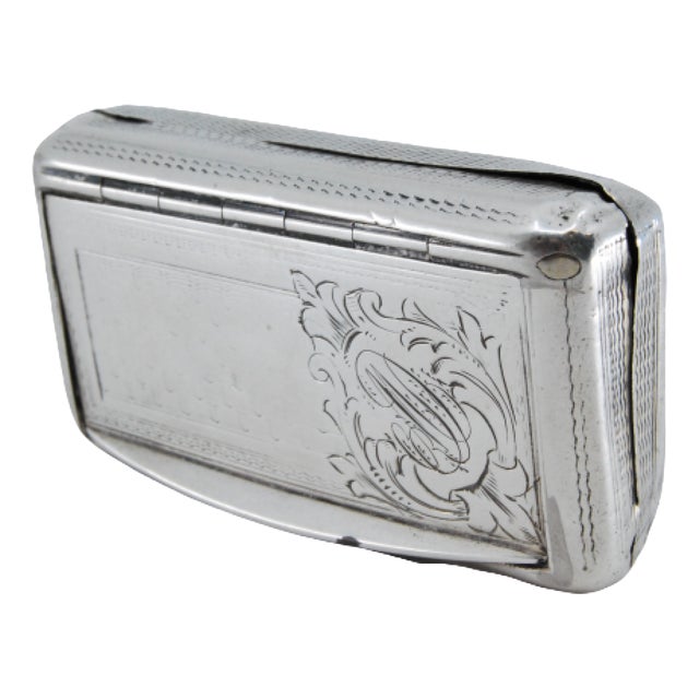 Silver Snuff Box with Flower Engraving For Sale