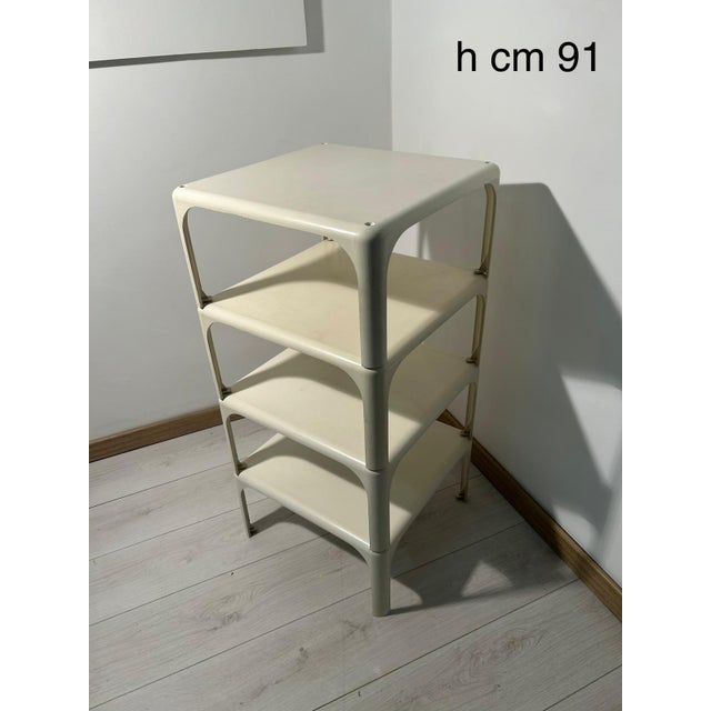 Demetrio 45 Stackable Coffee Tables in White ABS by Vico Magistretti for Artemide, 1970s, Set of 4 For Sale - Image 11 of 14