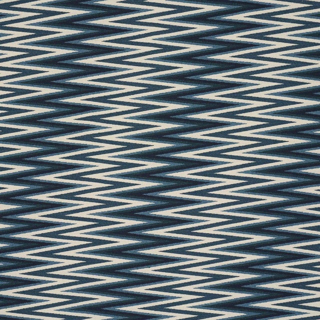 Sample - Schumacher Wedge Weave Fabric In Blue For Sale In New York - Image 6 of 6