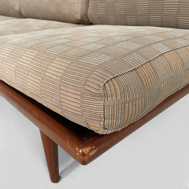 Mid-Century Modern Danish Beige Fabric and Wood Sofa by Peter Hvidt for France & Daverkosen, 1960s For Sale - Image 6 of 18