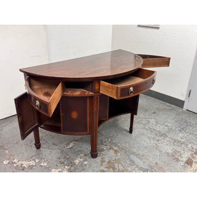 Traditional Federal Style Inlaid Mahogany Sideboard, 19th Century For Sale - Image 3 of 12
