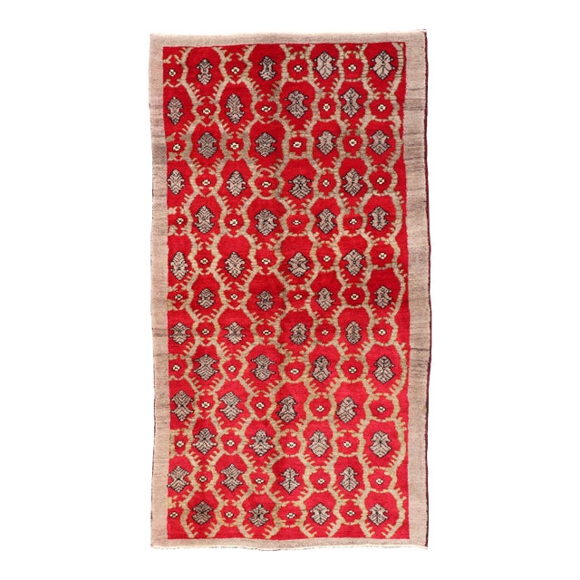 Vintage Turkish Tulu Rug With a Modern Design in Red Background For Sale
