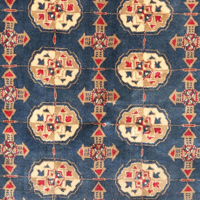 Modern Machine-Made Thin Knot Cotton Rug For Sale - Image 4 of 8